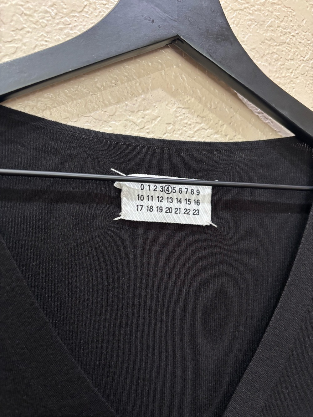 MM6 Maison Margiela Black V-neck Button-Up Cardigan Cashmere Minimalist Size 4 - Picture 3 of 9
